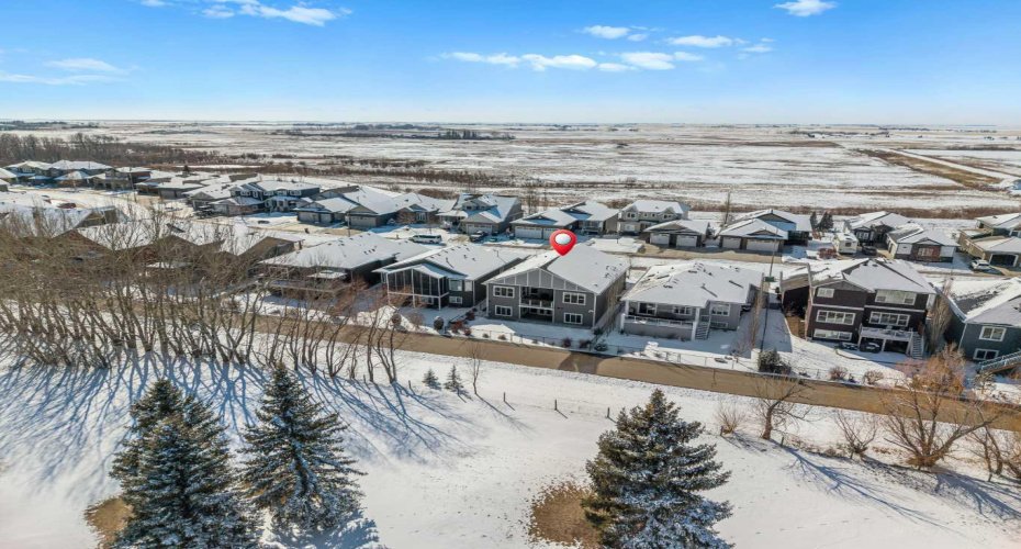 1205 Hillcrest Manor Estate, Strathmore, Alberta T1P 0B9, 4 Bedrooms Bedrooms, ,3 BathroomsBathrooms,Residential,For Sale,Hillcrest Manor,A2301059