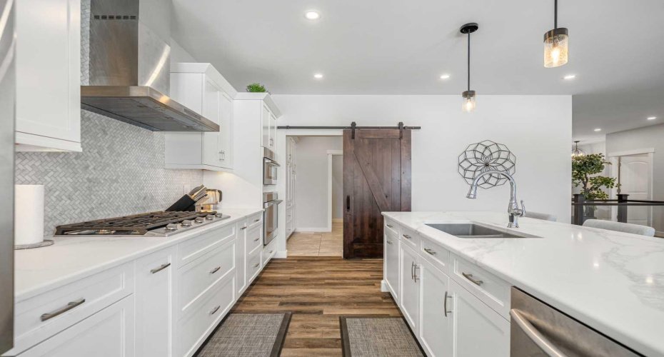 1205 Hillcrest Manor Estate, Strathmore, Alberta T1P 0B9, 4 Bedrooms Bedrooms, ,3 BathroomsBathrooms,Residential,For Sale,Hillcrest Manor,A2301059