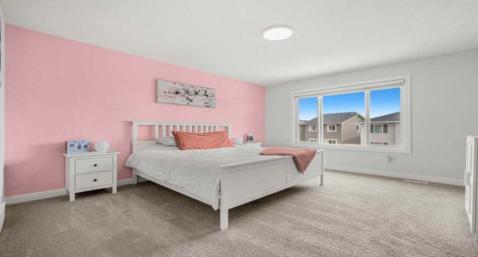 32 Paint Horse Crescent, Cochrane, Alberta T4C2V7, 5 Bedrooms Bedrooms, ,4 BathroomsBathrooms,Residential,For Sale,Paint Horse,A2301085