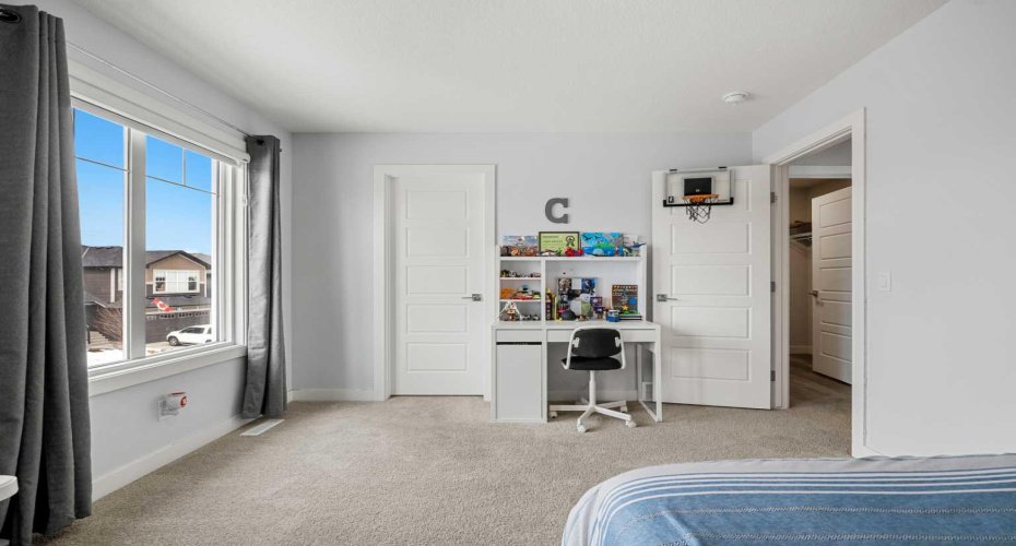 32 Paint Horse Crescent, Cochrane, Alberta T4C2V7, 5 Bedrooms Bedrooms, ,4 BathroomsBathrooms,Residential,For Sale,Paint Horse,A2301085