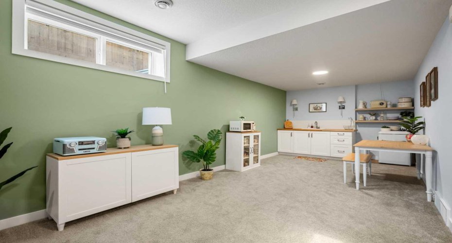 32 Paint Horse Crescent, Cochrane, Alberta T4C2V7, 5 Bedrooms Bedrooms, ,4 BathroomsBathrooms,Residential,For Sale,Paint Horse,A2301085