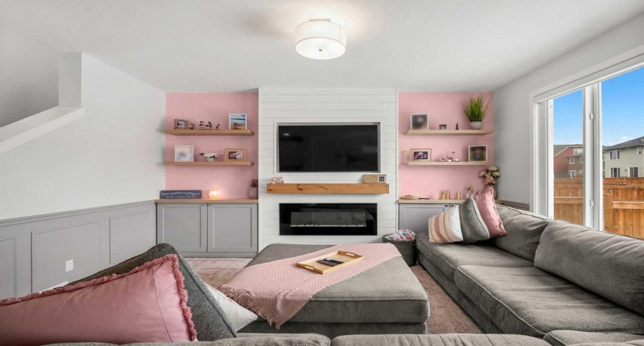 32 Paint Horse Crescent, Cochrane, Alberta T4C2V7, 5 Bedrooms Bedrooms, ,4 BathroomsBathrooms,Residential,For Sale,Paint Horse,A2301085