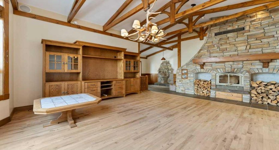 764 East Chestermere Drive, Chestermere, Alberta T1X 1A6, 3 Bedrooms Bedrooms, ,3 BathroomsBathrooms,Residential,For Sale,East Chestermere,A2301211