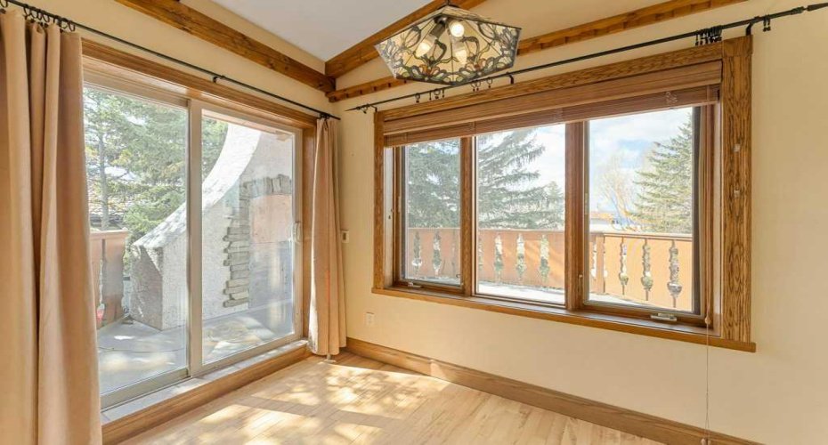 764 East Chestermere Drive, Chestermere, Alberta T1X 1A6, 3 Bedrooms Bedrooms, ,3 BathroomsBathrooms,Residential,For Sale,East Chestermere,A2301211