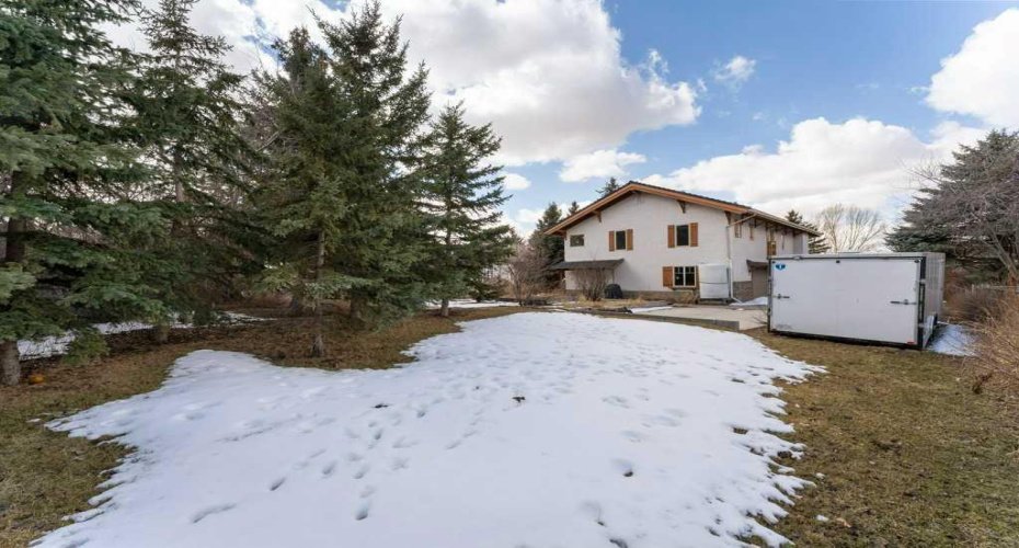 764 East Chestermere Drive, Chestermere, Alberta T1X 1A6, 3 Bedrooms Bedrooms, ,3 BathroomsBathrooms,Residential,For Sale,East Chestermere,A2301211