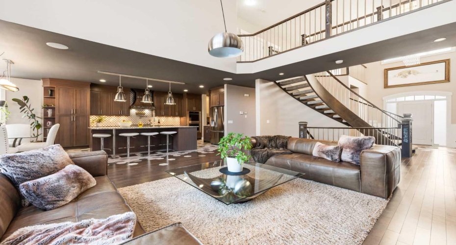 964 East Chestermere, Chestermere, Alberta T1X 1R2, 5 Bedrooms Bedrooms, ,4 BathroomsBathrooms,Residential,For Sale,East Chestermere,A2298539