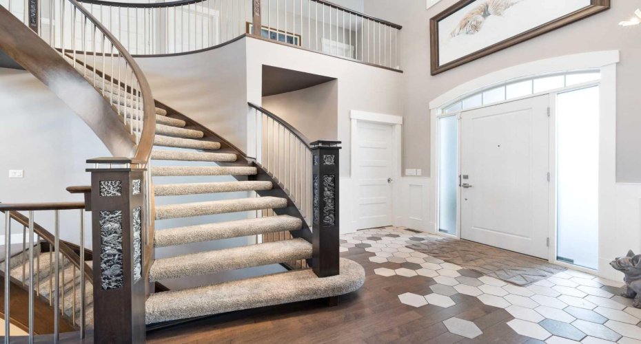 964 East Chestermere, Chestermere, Alberta T1X 1R2, 5 Bedrooms Bedrooms, ,4 BathroomsBathrooms,Residential,For Sale,East Chestermere,A2298539