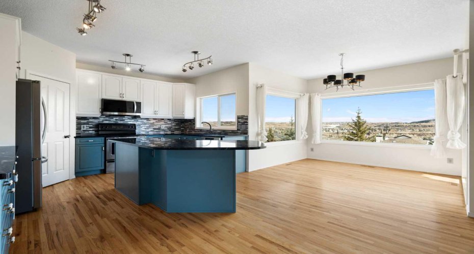 38 Bow Ridge Link, Cochrane, Alberta T0L0W5, 4 Bedrooms Bedrooms, ,4 BathroomsBathrooms,Residential,For Sale,Bow Ridge,A2300318