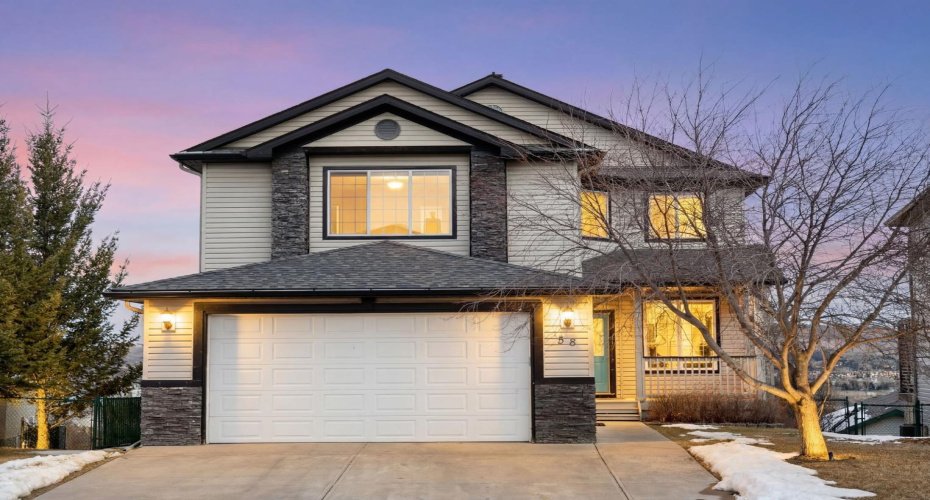 38 Bow Ridge Link, Cochrane, Alberta T0L0W5, 4 Bedrooms Bedrooms, ,4 BathroomsBathrooms,Residential,For Sale,Bow Ridge,A2300318