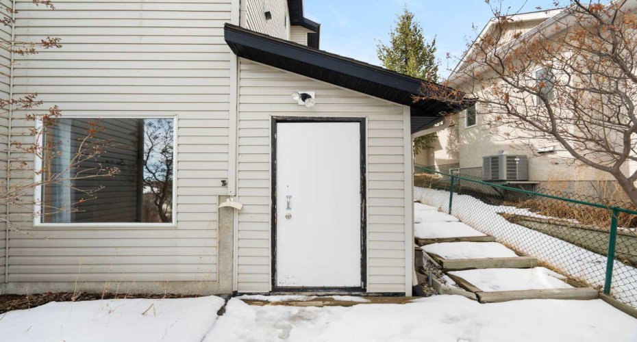 38 Bow Ridge Link, Cochrane, Alberta T0L0W5, 4 Bedrooms Bedrooms, ,4 BathroomsBathrooms,Residential,For Sale,Bow Ridge,A2300318