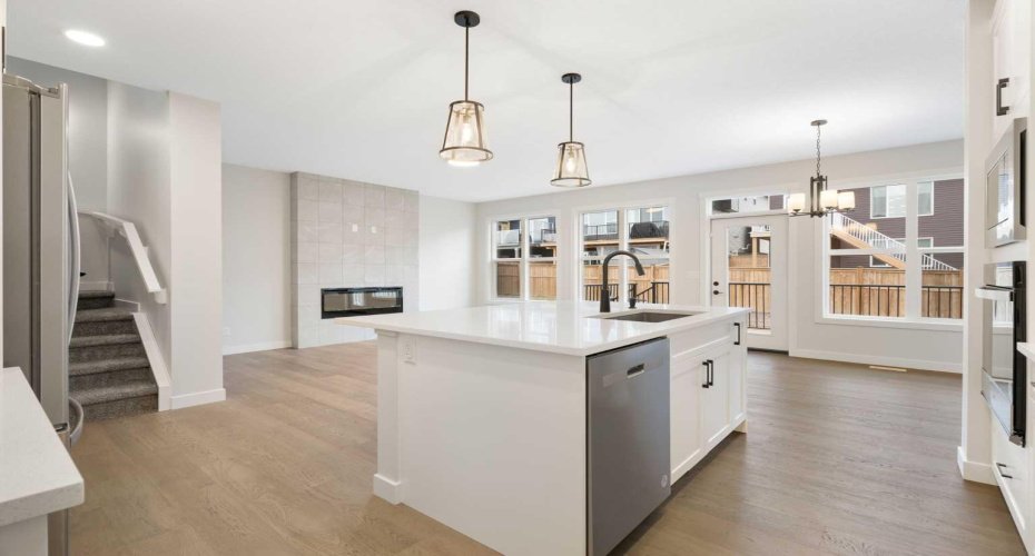 334 Rivercrest Road, Cochrane, Alberta T4C 3E9, 3 Bedrooms Bedrooms, ,3 BathroomsBathrooms,Residential,For Sale,Rivercrest,A2301241