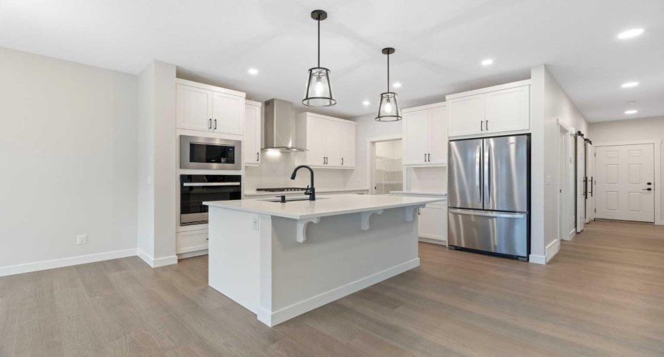 334 Rivercrest Road, Cochrane, Alberta T4C 3E9, 3 Bedrooms Bedrooms, ,3 BathroomsBathrooms,Residential,For Sale,Rivercrest,A2301241