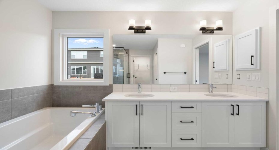 334 Rivercrest Road, Cochrane, Alberta T4C 3E9, 3 Bedrooms Bedrooms, ,3 BathroomsBathrooms,Residential,For Sale,Rivercrest,A2301241