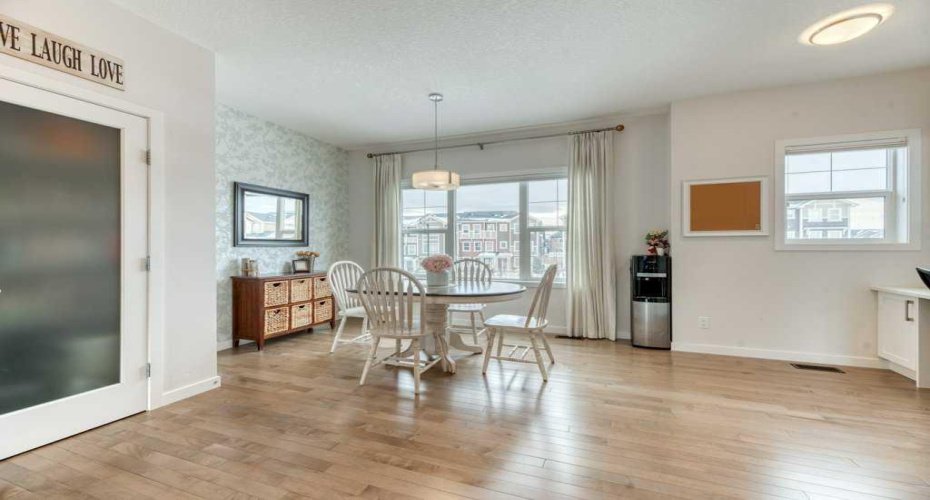 204 Sundown Road, Cochrane, Alberta T4C 2M5, 4 Bedrooms Bedrooms, ,4 BathroomsBathrooms,Residential,For Sale,Sundown,A2301329