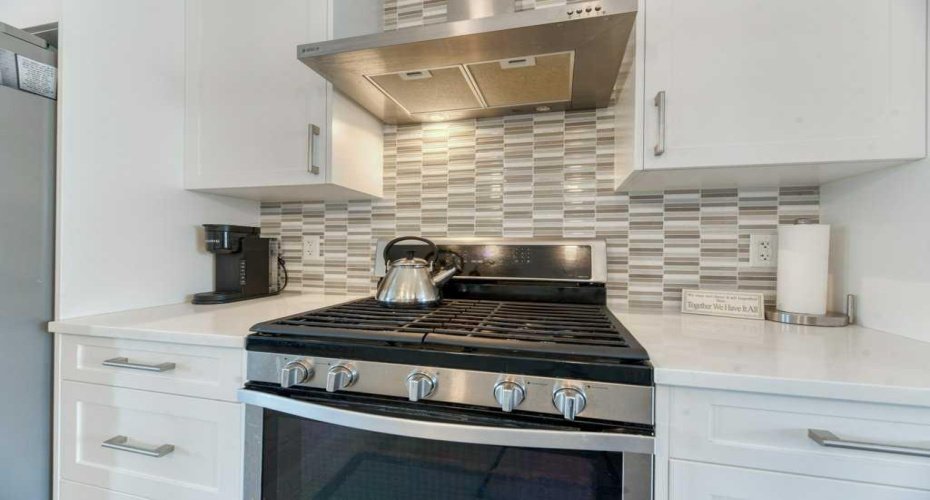 204 Sundown Road, Cochrane, Alberta T4C 2M5, 4 Bedrooms Bedrooms, ,4 BathroomsBathrooms,Residential,For Sale,Sundown,A2301329