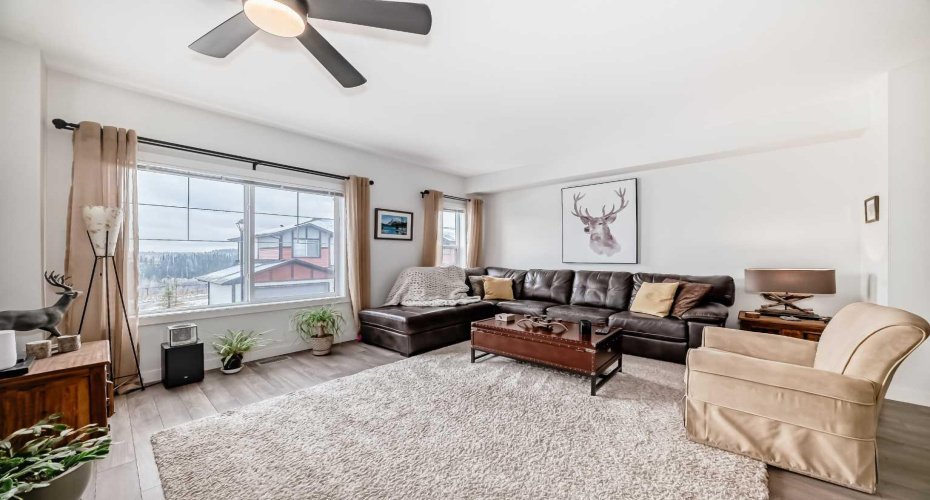 1302 Jumping Pound Common, Cochrane, Alberta T4C 2L1, 2 Bedrooms Bedrooms, ,2 BathroomsBathrooms,Residential,For Sale,Jumping Pound,A2301821