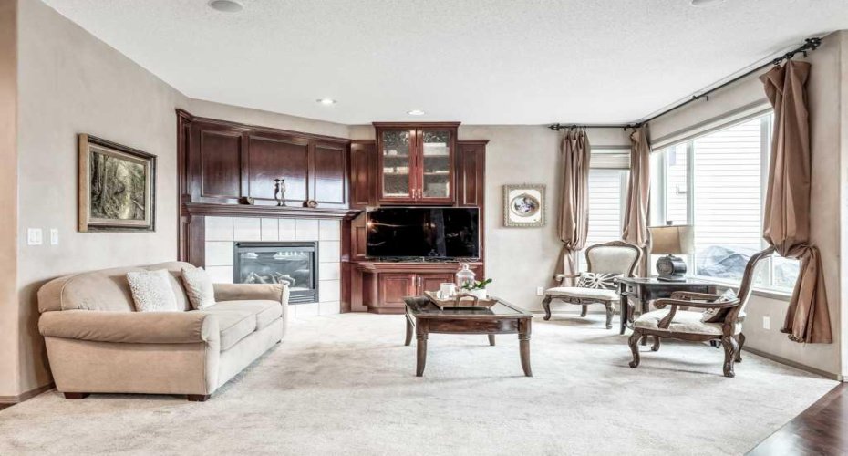 40 Cougar Ridge Heights, Calgary, Alberta T3H 4X5, 5 Bedrooms Bedrooms, ,4 BathroomsBathrooms,Residential,For Sale,Cougar Ridge,A2301276