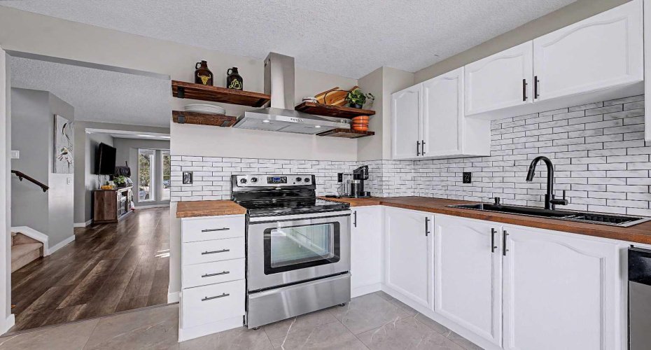 339 Coverdale Court, Calgary, Alberta T3K 4J8, 3 Bedrooms Bedrooms, ,2 BathroomsBathrooms,Residential,For Sale,Coverdale,A2301351