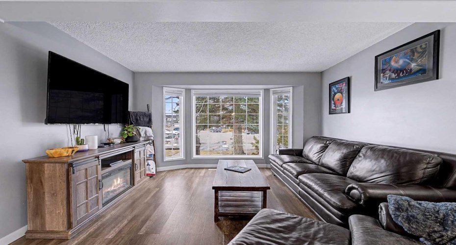 339 Coverdale Court, Calgary, Alberta T3K 4J8, 3 Bedrooms Bedrooms, ,2 BathroomsBathrooms,Residential,For Sale,Coverdale,A2301351