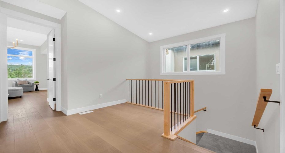 8112 & 8114 Bowness Road, Calgary, Alberta T3B0H6, 10 Bedrooms Bedrooms, ,8 BathroomsBathrooms,Residential,For Sale,Bowness,A2301410