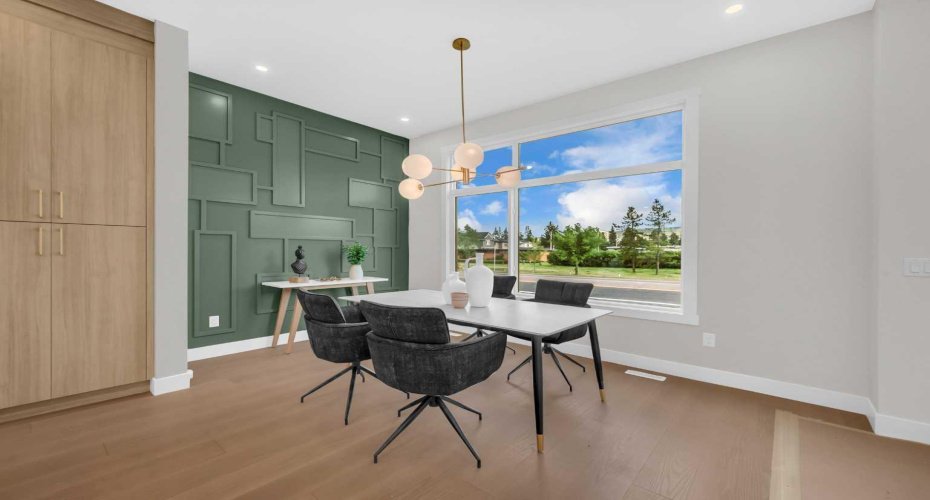 8112 & 8114 Bowness Road, Calgary, Alberta T3B0H6, 10 Bedrooms Bedrooms, ,8 BathroomsBathrooms,Residential,For Sale,Bowness,A2301410