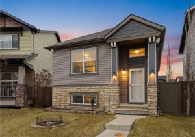 107 Skyview Springs Manor, Calgary, Alberta T3N 0A8, 4 Bedrooms Bedrooms, ,3 BathroomsBathrooms,Residential,For Sale,Skyview Springs,A2301444
