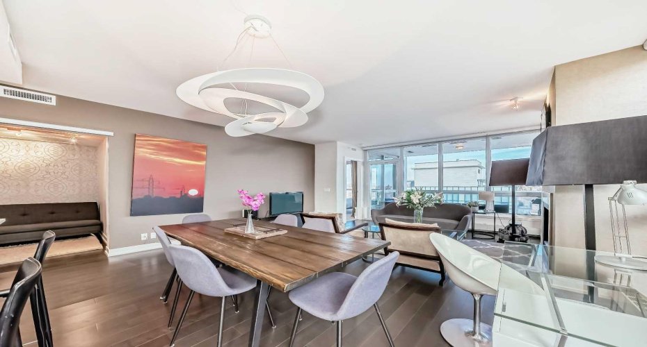 222 Riverfront Avenue, Calgary, Alberta T2P 0W3, 2 Bedrooms Bedrooms, ,2 BathroomsBathrooms,Residential,For Sale,Riverfront,A2301469