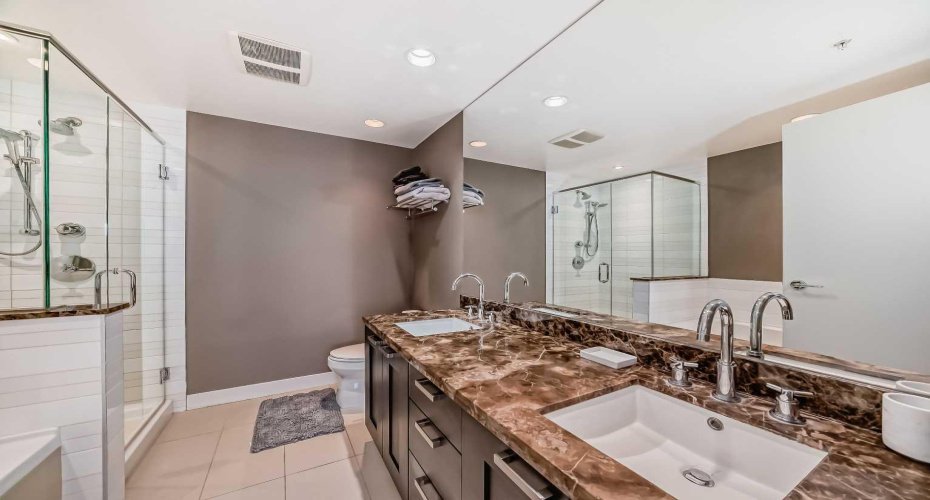 222 Riverfront Avenue, Calgary, Alberta T2P 0W3, 2 Bedrooms Bedrooms, ,2 BathroomsBathrooms,Residential,For Sale,Riverfront,A2301469
