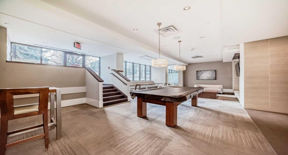 222 Riverfront Avenue, Calgary, Alberta T2P 0W3, 2 Bedrooms Bedrooms, ,2 BathroomsBathrooms,Residential,For Sale,Riverfront,A2301469