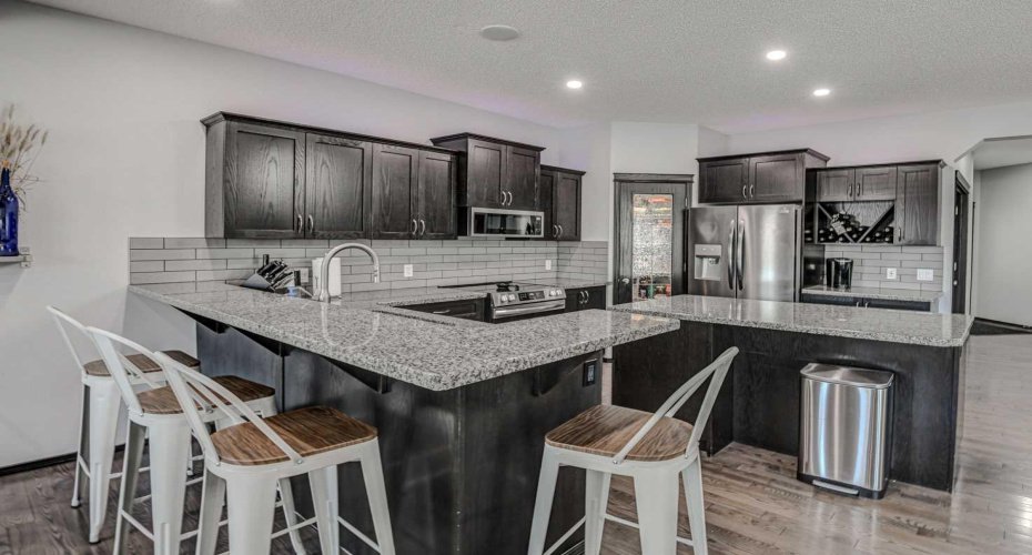 23 Cranberry Circle, Calgary, Alberta T3M 0M1, 4 Bedrooms Bedrooms, ,4 BathroomsBathrooms,Residential,For Sale,Cranberry,A2301689