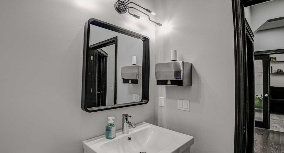 23 Cranberry Circle, Calgary, Alberta T3M 0M1, 4 Bedrooms Bedrooms, ,4 BathroomsBathrooms,Residential,For Sale,Cranberry,A2301689