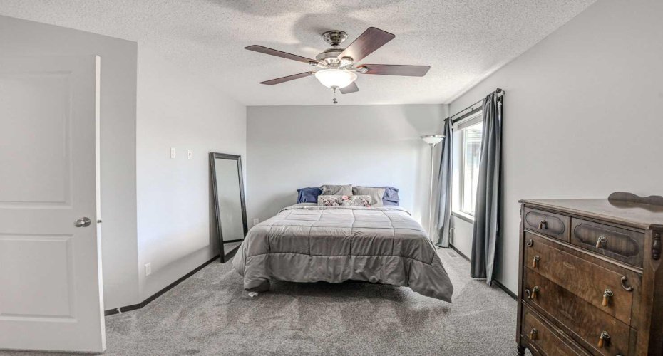 23 Cranberry Circle, Calgary, Alberta T3M 0M1, 4 Bedrooms Bedrooms, ,4 BathroomsBathrooms,Residential,For Sale,Cranberry,A2301689