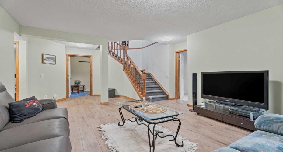30 Cranston Place, Calgary, Alberta T3M 1A1, 4 Bedrooms Bedrooms, ,3 BathroomsBathrooms,Residential,For Sale,Cranston,A2301690
