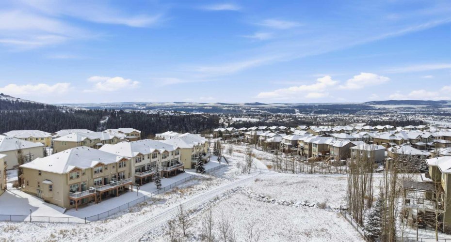 99 Sunset View, Cochrane, Alberta T4C 0E8, 4 Bedrooms Bedrooms, ,4 BathroomsBathrooms,Residential,For Sale,Sunset,A2301976