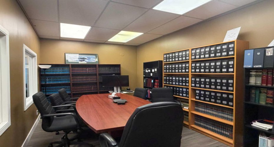 136 17 Avenue, Calgary, Alberta T2E 1L6, ,Commercial,For Lease,17,A2302041