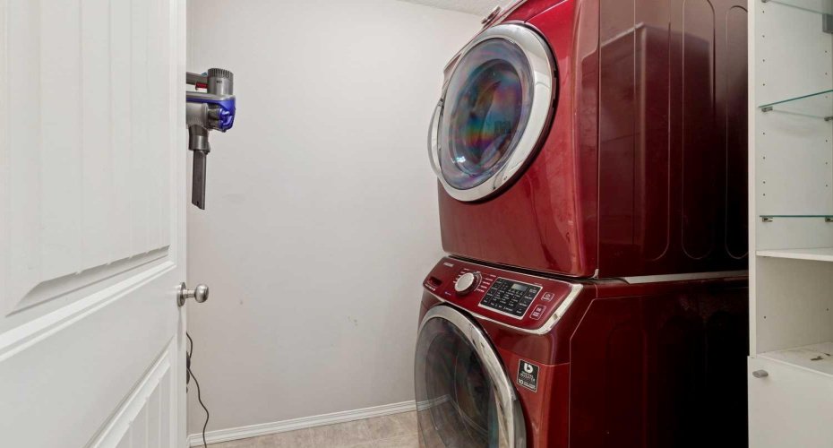 184 Cimarron Park Circle, Okotoks, Alberta T1S 2H5, 4 Bedrooms Bedrooms, ,3 BathroomsBathrooms,Residential,For Sale,Cimarron Park,A2302054