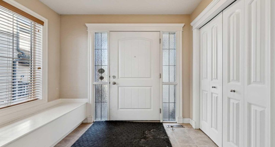 184 Cimarron Park Circle, Okotoks, Alberta T1S 2H5, 4 Bedrooms Bedrooms, ,3 BathroomsBathrooms,Residential,For Sale,Cimarron Park,A2302054