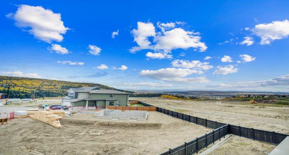 75 Sunvalley Way, Cochrane, Alberta T4C0X8, 3 Bedrooms Bedrooms, ,3 BathroomsBathrooms,Residential,For Sale,Sunvalley,A2302067