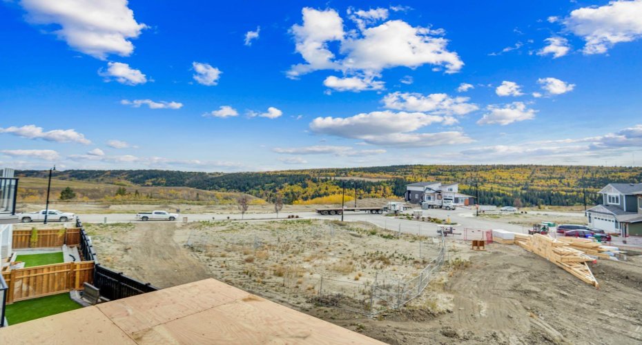 75 Sunvalley Way, Cochrane, Alberta T4C0X8, 3 Bedrooms Bedrooms, ,3 BathroomsBathrooms,Residential,For Sale,Sunvalley,A2302067