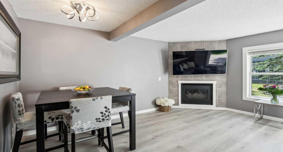 1336 154 Avenue, Calgary, Alberta T2Y 3E5, 3 Bedrooms Bedrooms, ,2 BathroomsBathrooms,Residential,For Sale,154,A2302084