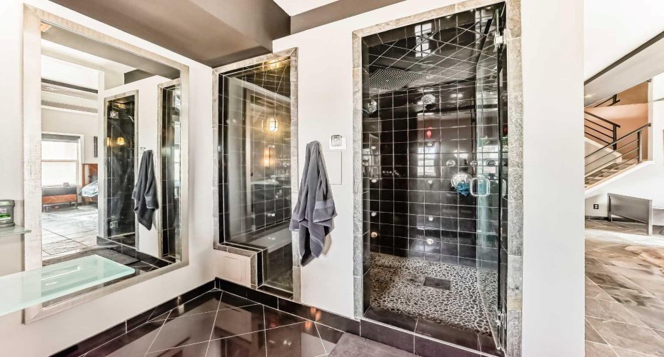6650 Old Banff Coach Road, Calgary, Alberta T3H 4J4, 1 Bedroom Bedrooms, ,2 BathroomsBathrooms,Residential,For Sale,Old Banff Coach,A2302177