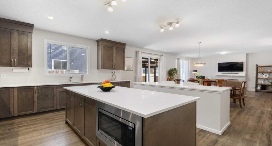 33 Carringham Heights, Calgary, Alberta T3P1V9, 5 Bedrooms Bedrooms, ,4 BathroomsBathrooms,Residential,For Sale,Carringham,A2302218