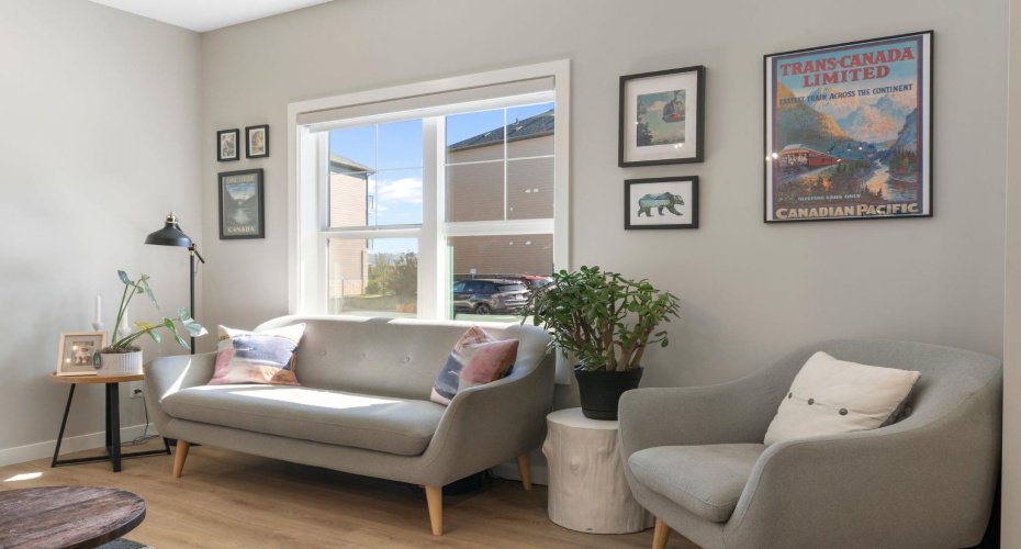 250 Fireside View, Cochrane, Alberta T4C 2M2, 3 Bedrooms Bedrooms, ,2 BathroomsBathrooms,Residential,For Sale,Fireside,A2282763