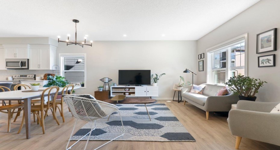 250 Fireside View, Cochrane, Alberta T4C 2M2, 3 Bedrooms Bedrooms, ,2 BathroomsBathrooms,Residential,For Sale,Fireside,A2282763