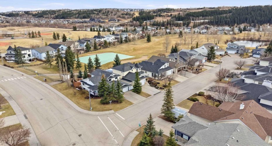 3 Riverview Court, Cochrane, Alberta T4C 1K6, 4 Bedrooms Bedrooms, ,4 BathroomsBathrooms,Residential,For Sale,Riverview,A2299457