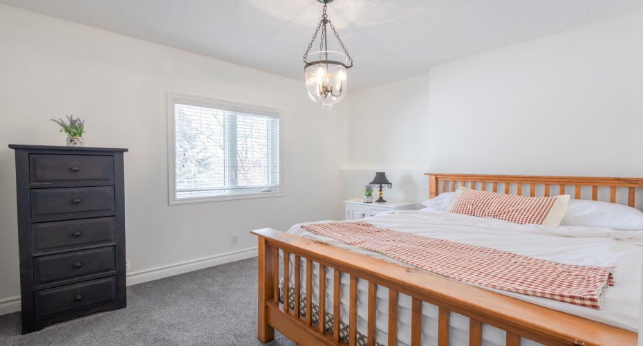 260048 Bearspaw Road, Rural Rocky View County, Alberta T3R1H4, 4 Bedrooms Bedrooms, ,3 BathroomsBathrooms,Residential,For Sale,Bearspaw,A2300152