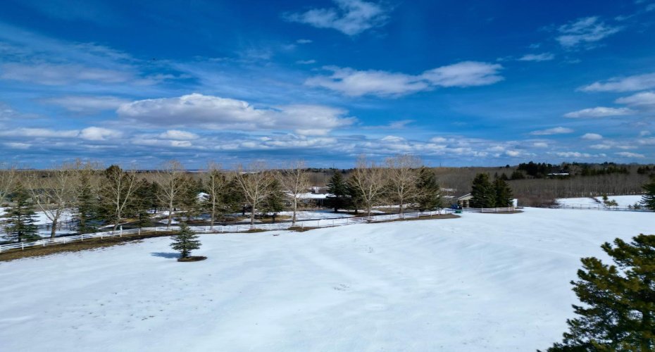 260048 Bearspaw Road, Rural Rocky View County, Alberta T3R1H4, 4 Bedrooms Bedrooms, ,3 BathroomsBathrooms,Residential,For Sale,Bearspaw,A2300152