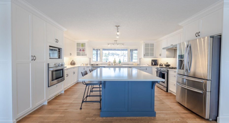 260048 Bearspaw Road, Rural Rocky View County, Alberta T3R1H4, 4 Bedrooms Bedrooms, ,3 BathroomsBathrooms,Residential,For Sale,Bearspaw,A2300152