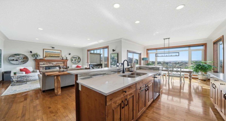 2658 SF of Total Living Space