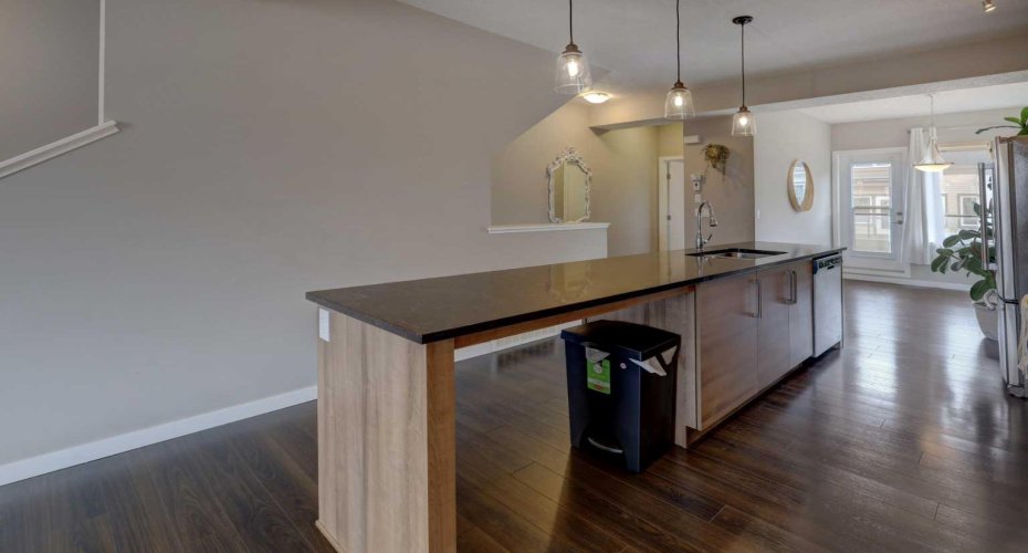 501 River Heights Drive, Cochrane, Alberta T4C 2L3, 2 Bedrooms Bedrooms, ,3 BathroomsBathrooms,Residential,For Sale,River Heights,A2300813